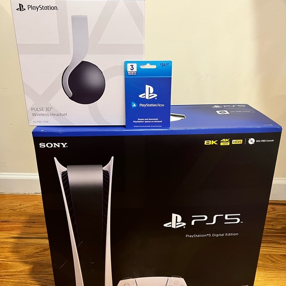 PlayStation 5 Digital Edition Bundle - Picture 6 of 8